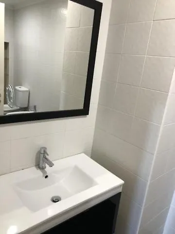 Santa Clara Pensión *