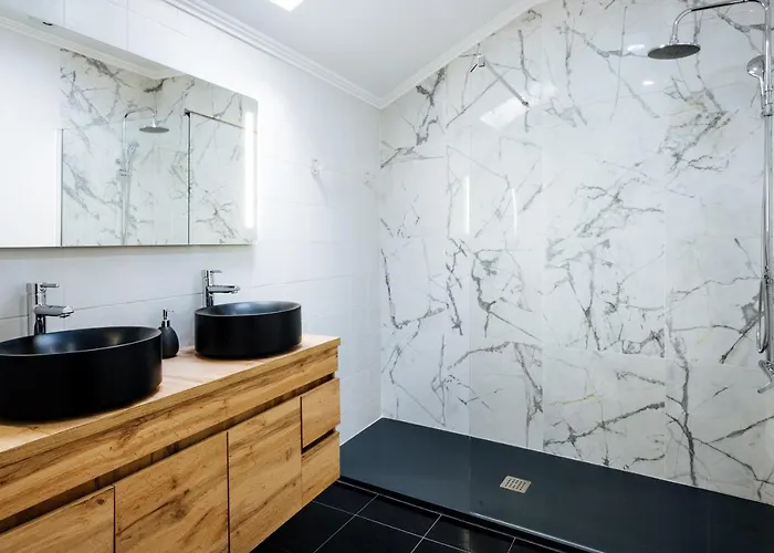 Pensión Santa Clara *