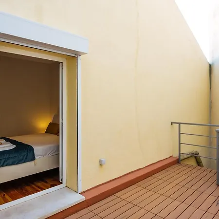 Guest house Santa Clara Lisbon